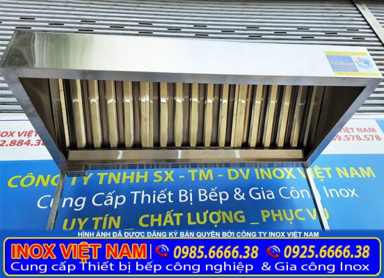 Máng hút khói bếp inox, chụp hút khói inox, chụp hút mùi inox cho hệ thống hút khói khi lắp đặt.