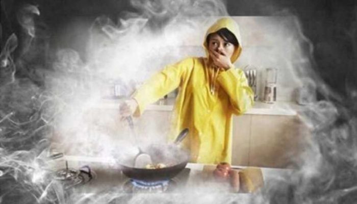 Tác hại của việc không sử dụng chụp khói mùi inox là có thể gây hại cho sức khỏe con người cũng như tính an toàn chuyên nghiệp khi khu bếp hoạt động